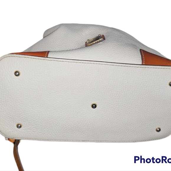 Pebble Grain Breanna by D&B - Picture 3 of 7